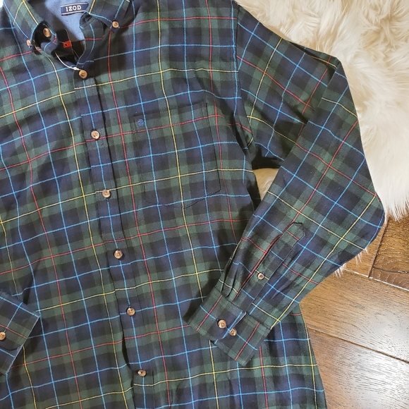 NEW IZOD Plaid Button Down Shirt | small - Picture 4 of 7